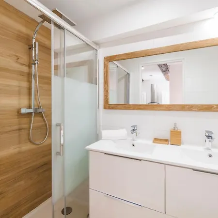 Cosy Au Coeur Des Remparts/vieil Apartment Antibes